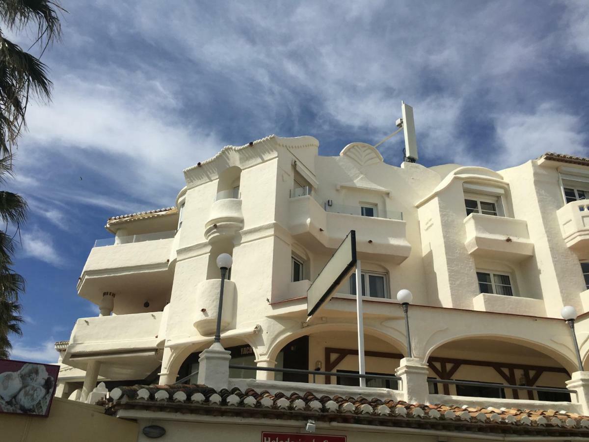 Magnificent Port-Beach 5* Luxury Residence ベナルマデナ エクステリア 写真
